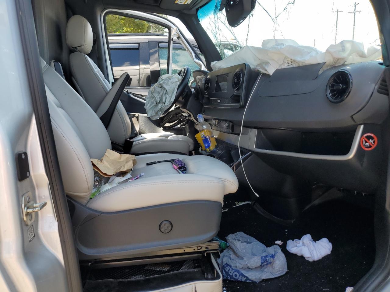 2019 Mercedes-Benz Sprinter 2500/3500 - Фото 7