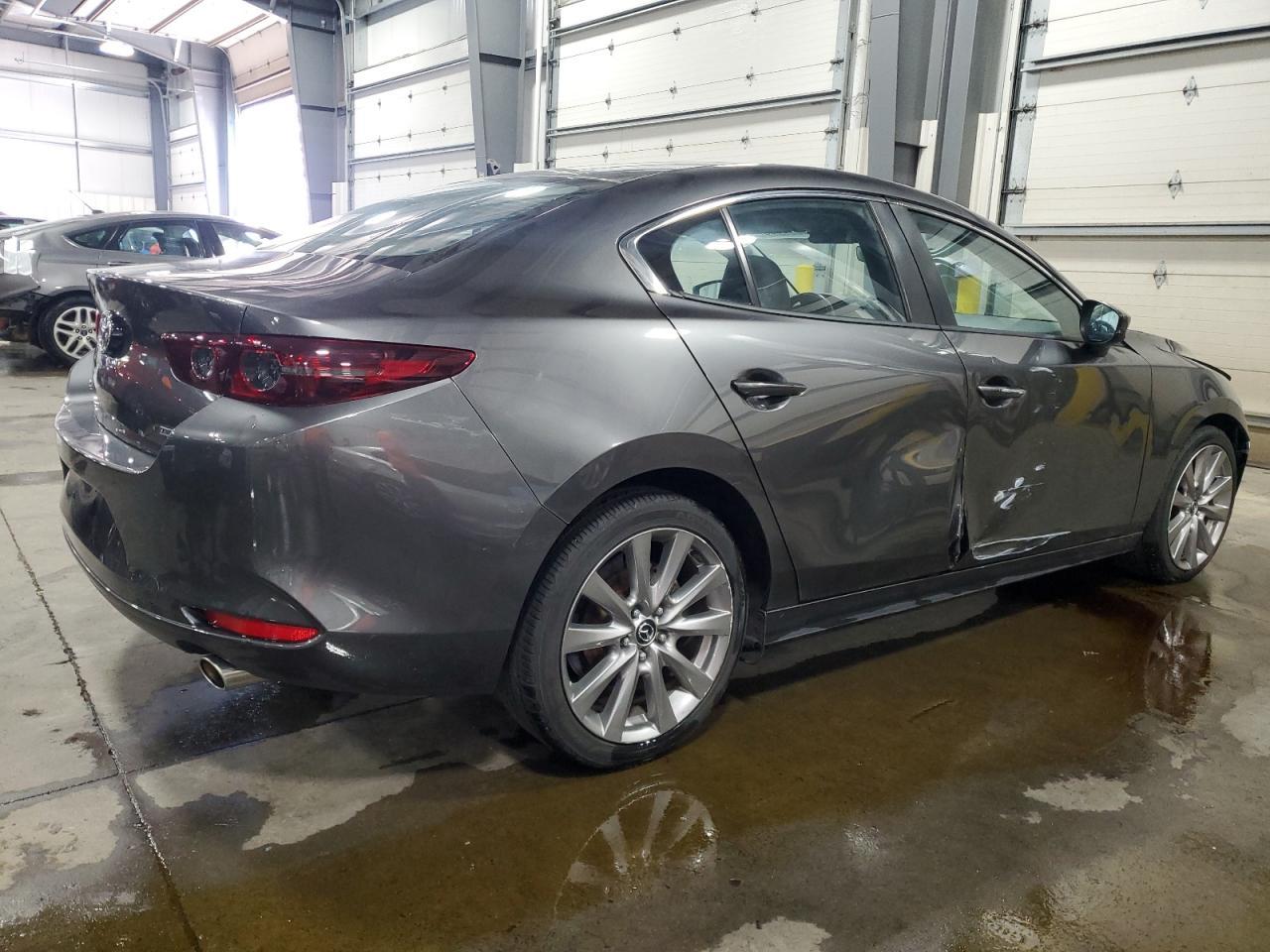 2019 Mazda 3 Preferred Plus - Фото 3