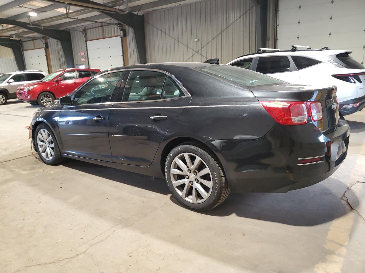 2015 Chevrolet Malibu 2Lt - Фото 2