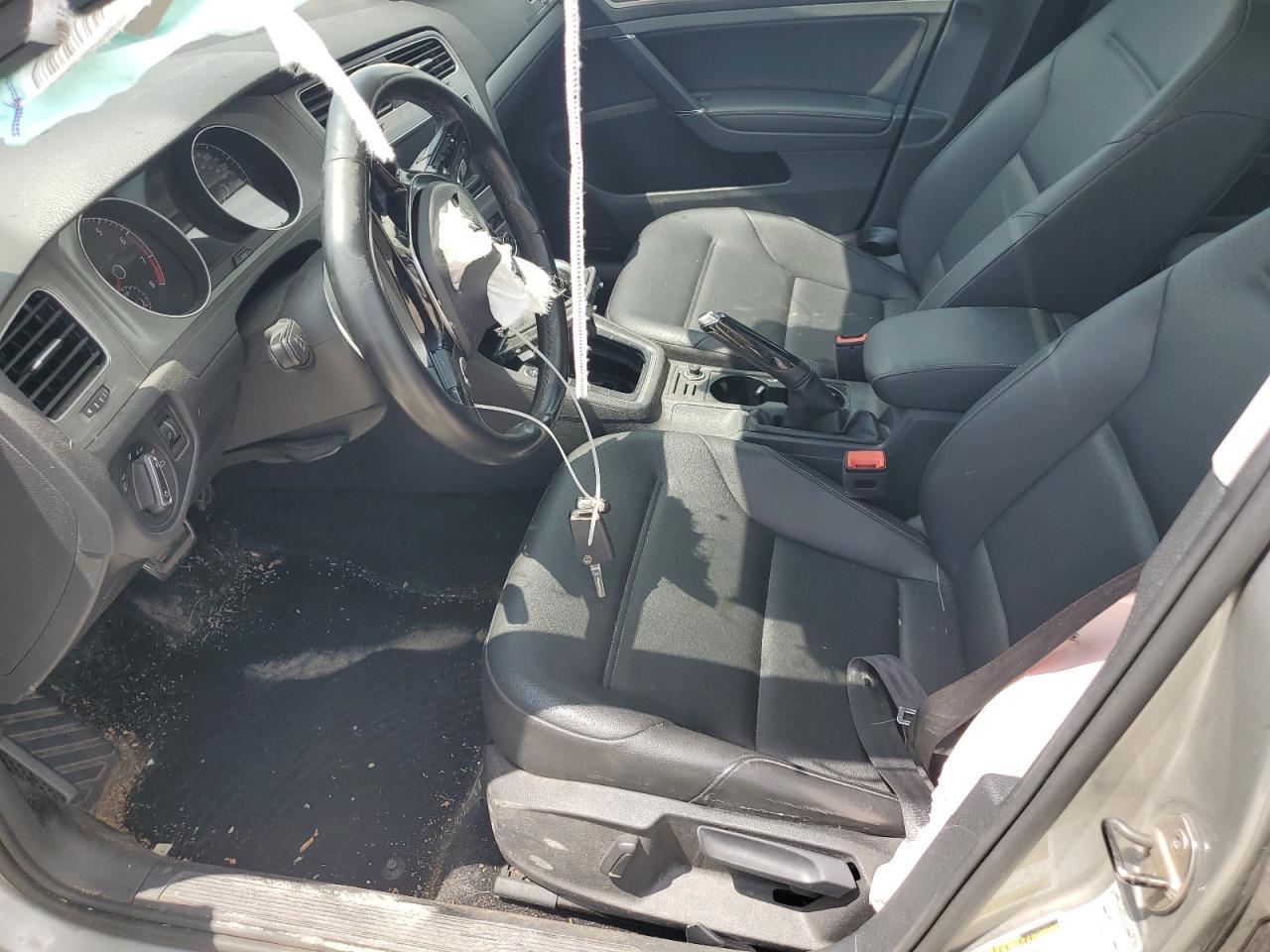 2017 Volkswagen Golf S - Image 7