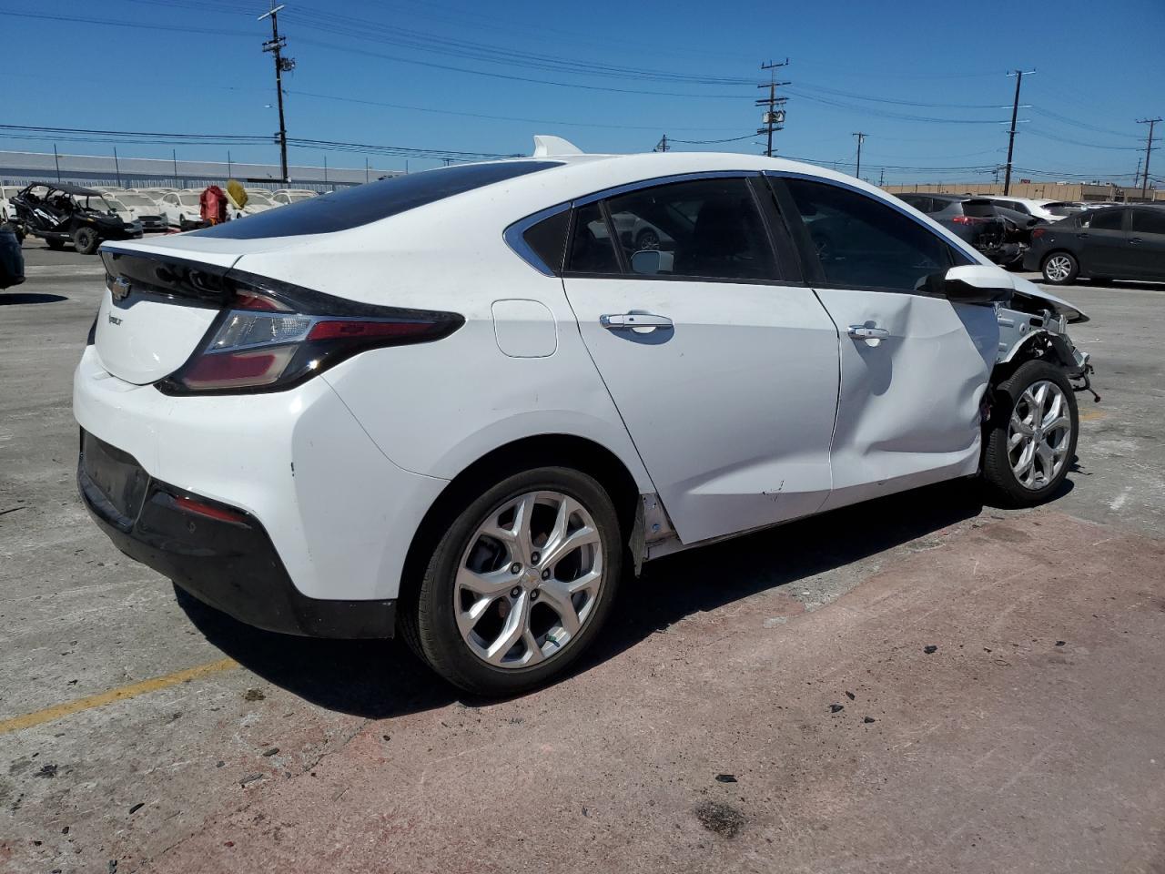 2016 Chevrolet Volt Ltz - Image 3