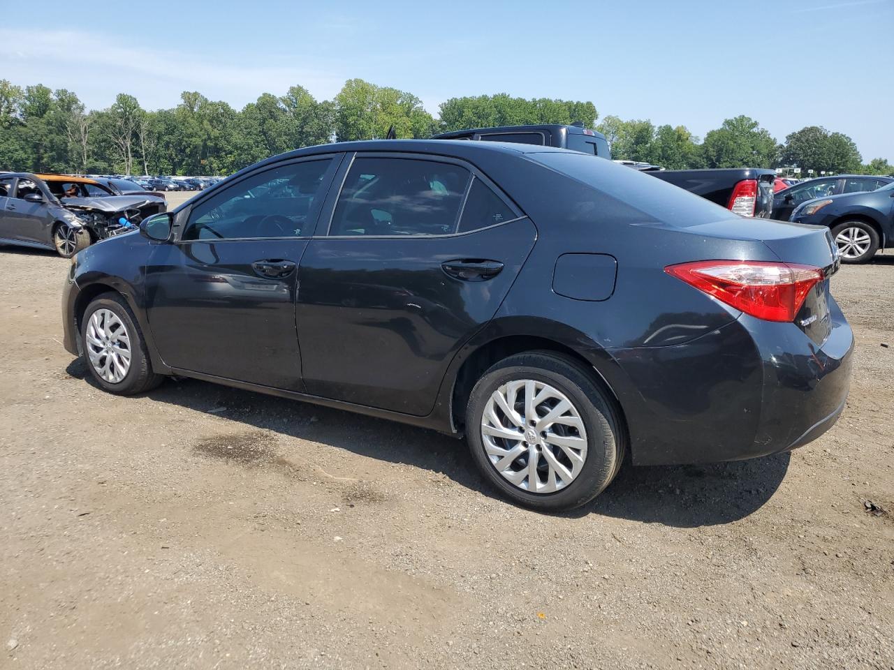 2018 Toyota Corolla L - Фото 2