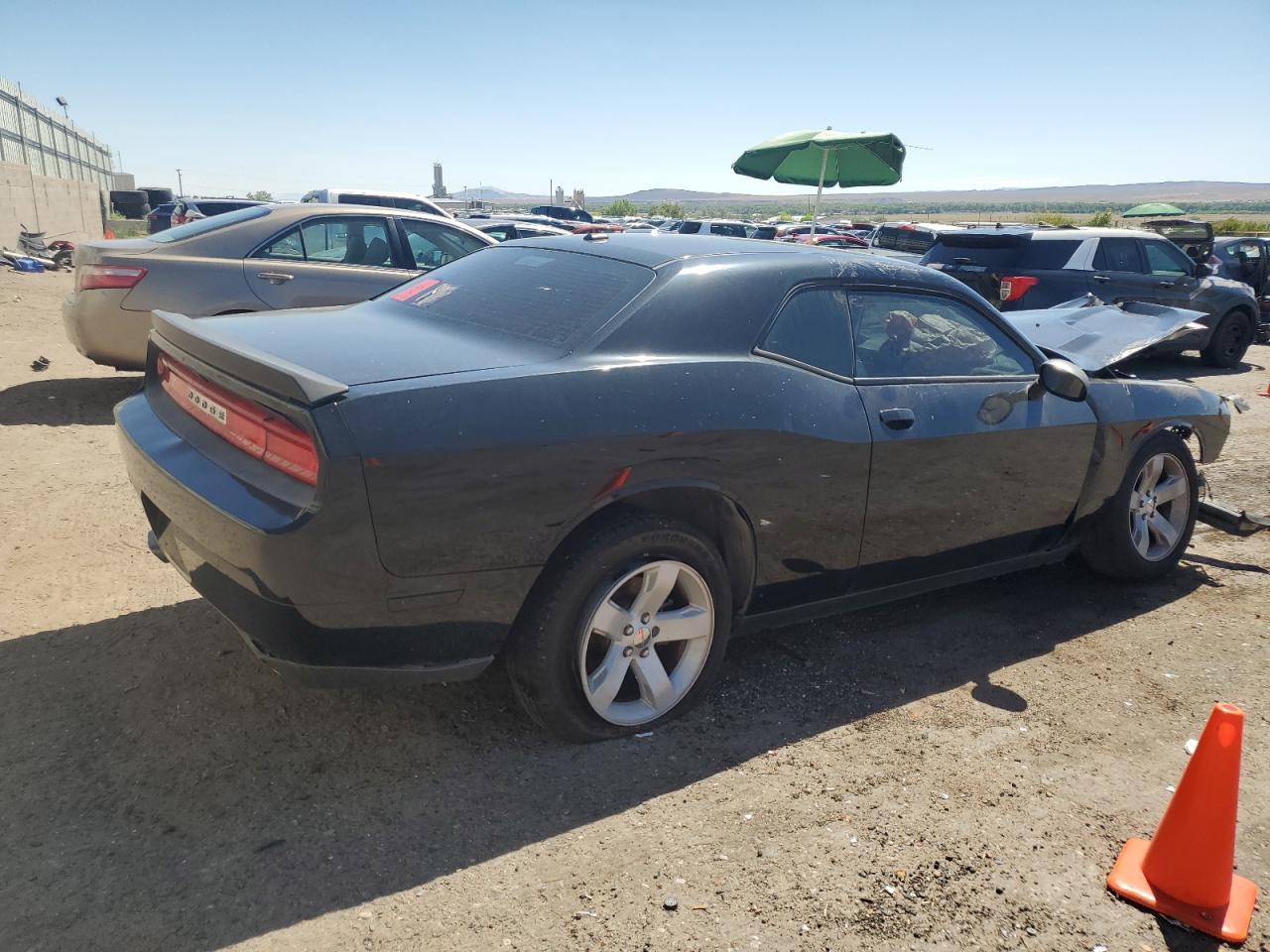 2013 Dodge Challenger Sxt - Image 3