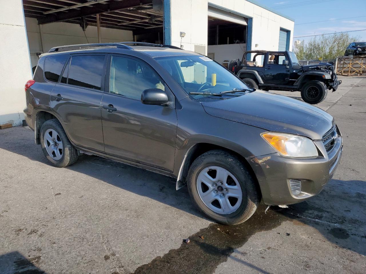 2011 Toyota Rav4 - Фото 4