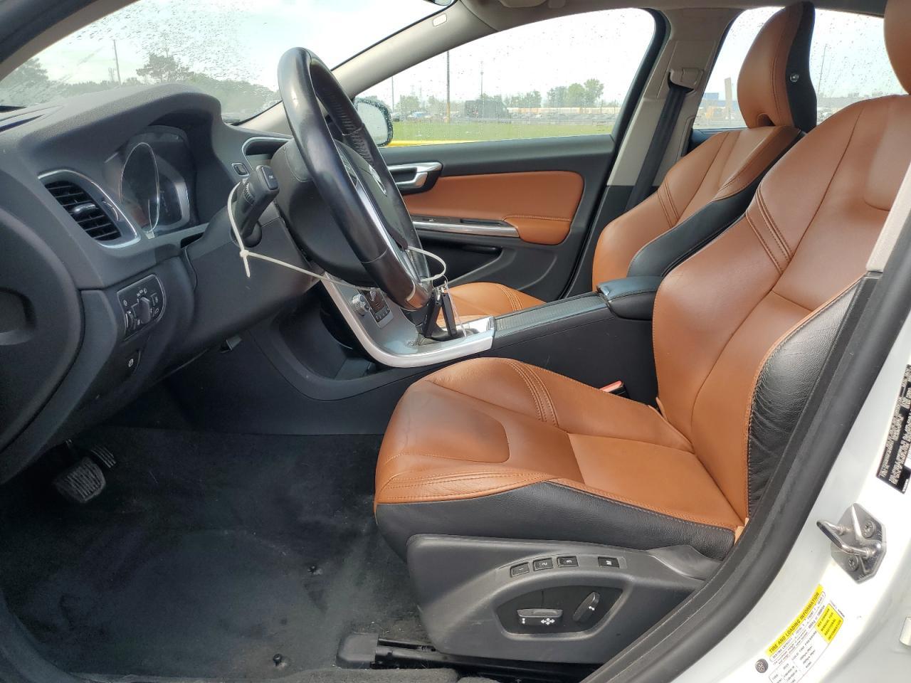 2018 Volvo S60 Platinum - Фото 7