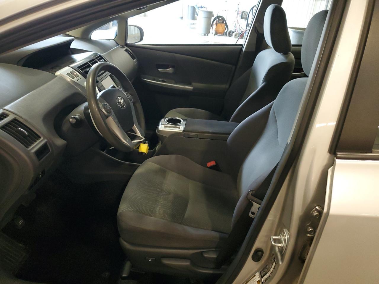 2012 Toyota Prius V - Image 7