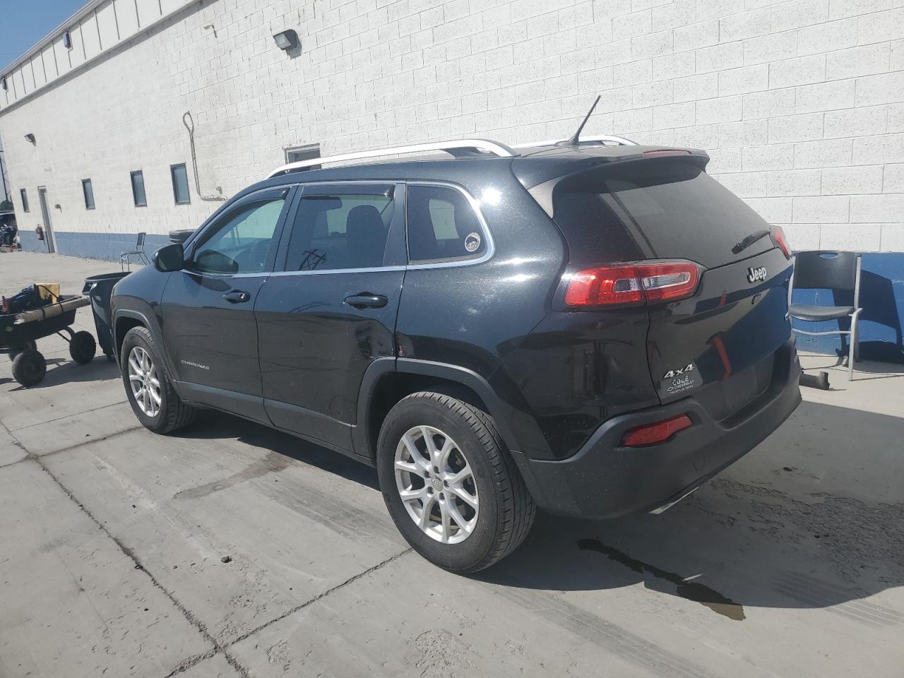 2015 Jeep Cherokee Latitude - Image 2