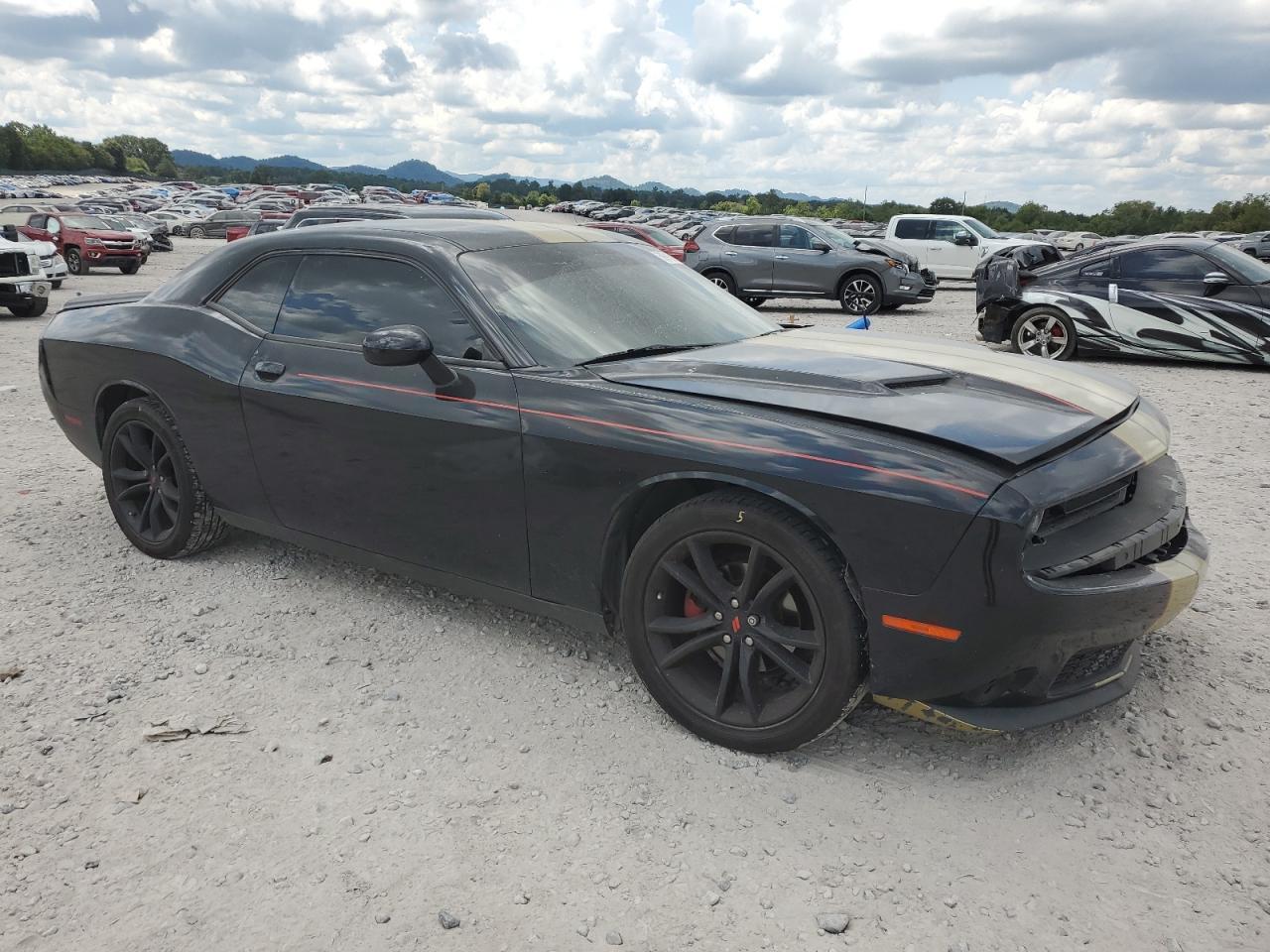 2018 Dodge Challenger Sxt - Image 4