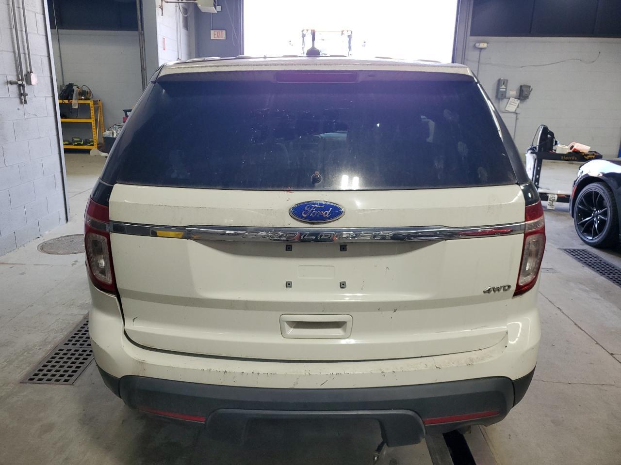 2013 Ford Explorer Police Interceptor - Фото 6