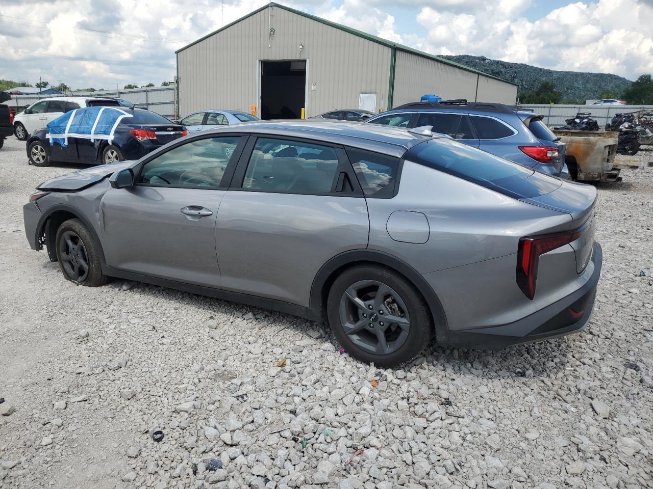 2025 Kia K4 Lx - Image 2