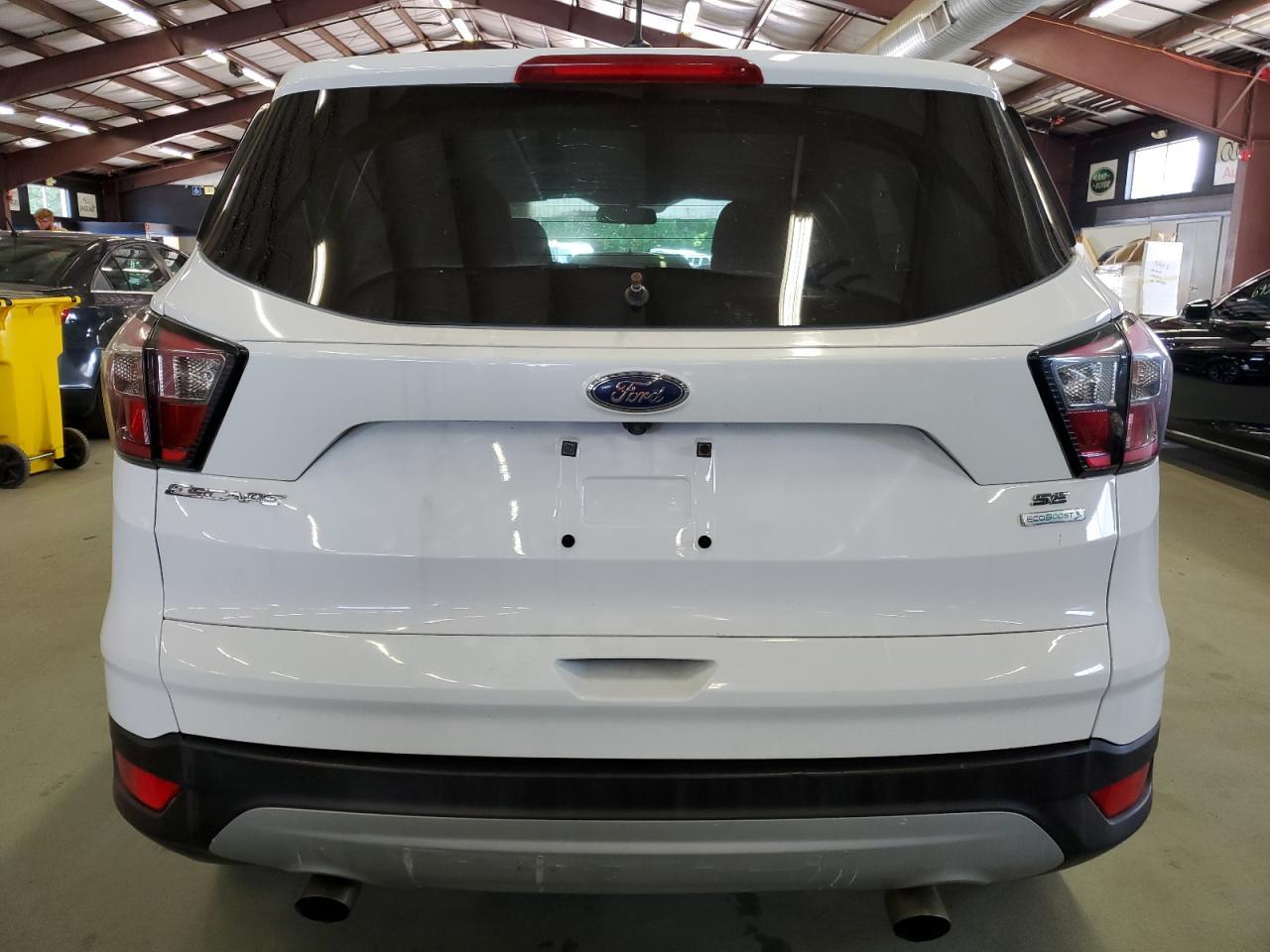 2017 Ford Escape Se - Фото 6