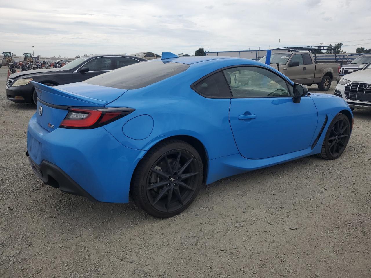 2023 Toyota Gr 86 Premium - Image 3