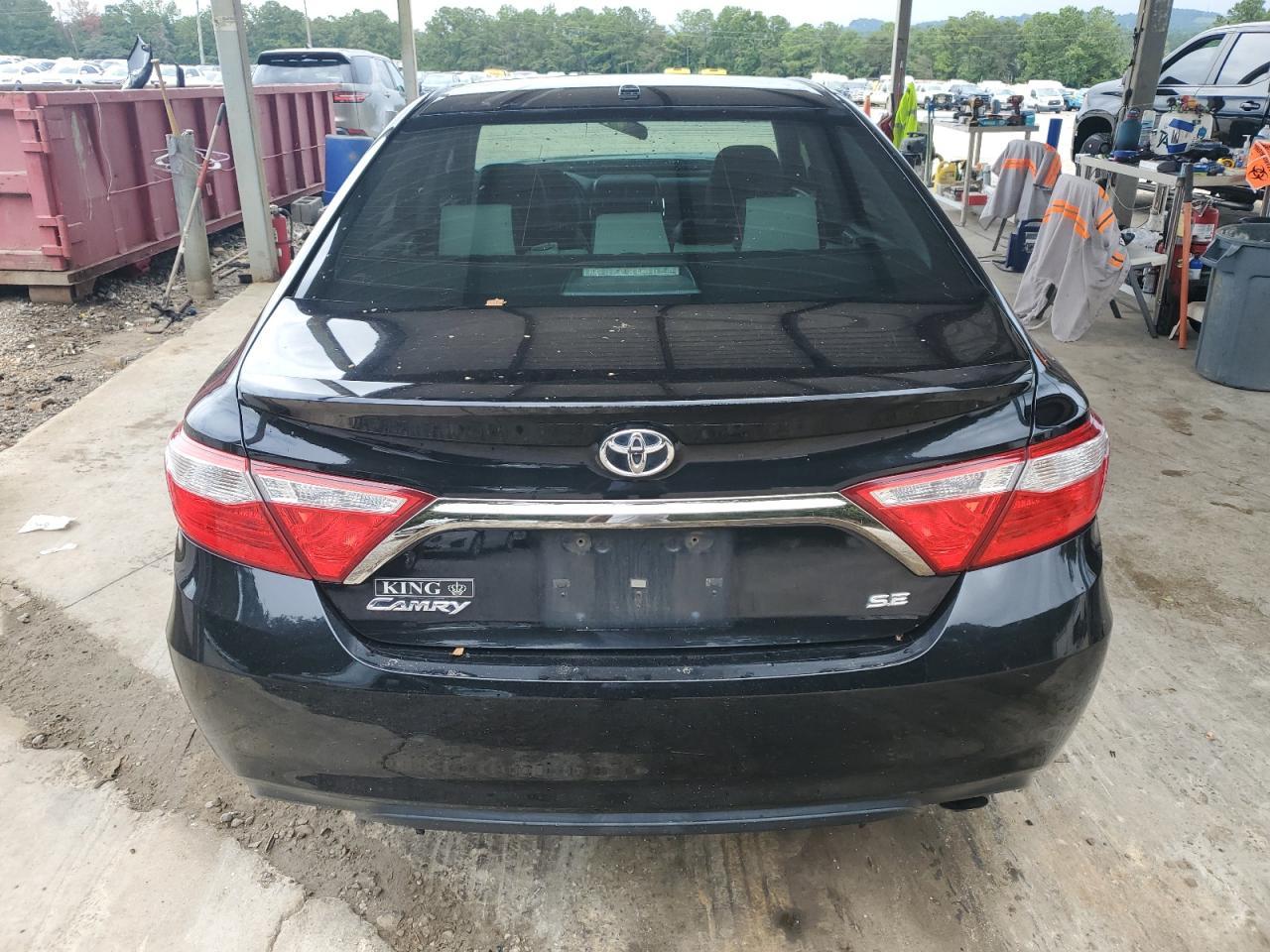 2017 Toyota Camry Le - Фото 6