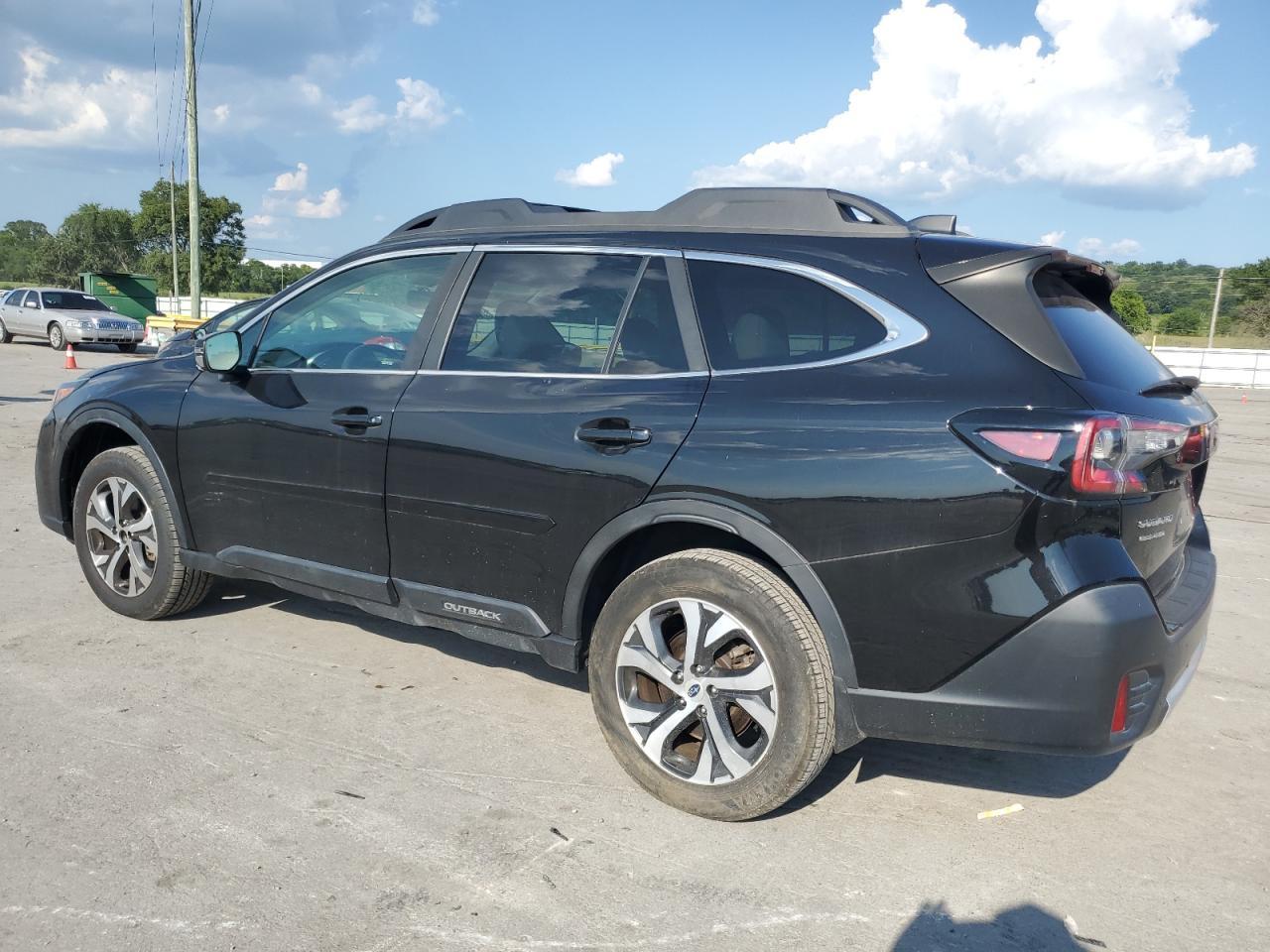 2022 Subaru Outback Limited - Фото 2