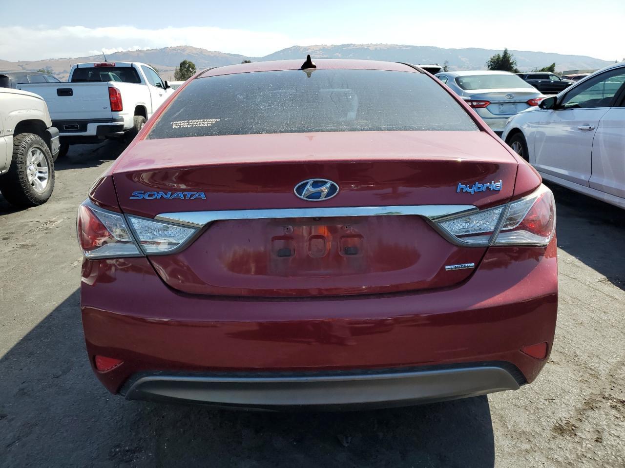 2014 Hyundai Sonata Hybrid - Image 6