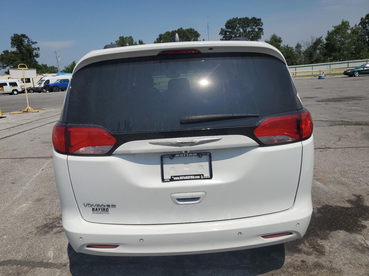 2021 Chrysler Voyager Lxi - Фото 6