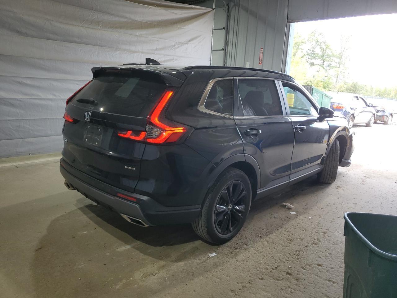 2024 Honda Cr-V Sport Touring - Image 3