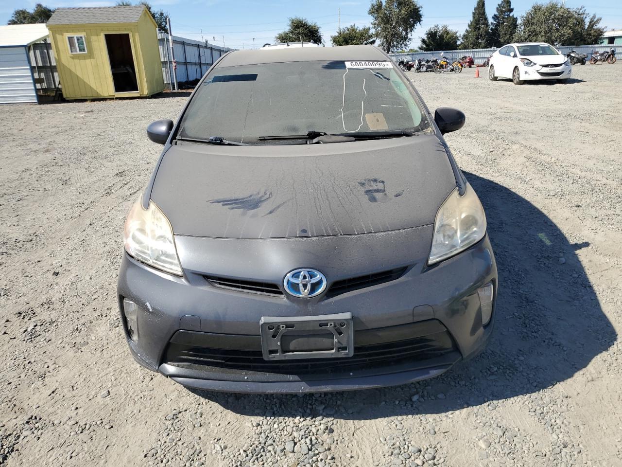 2014 Toyota Prius - Image 5