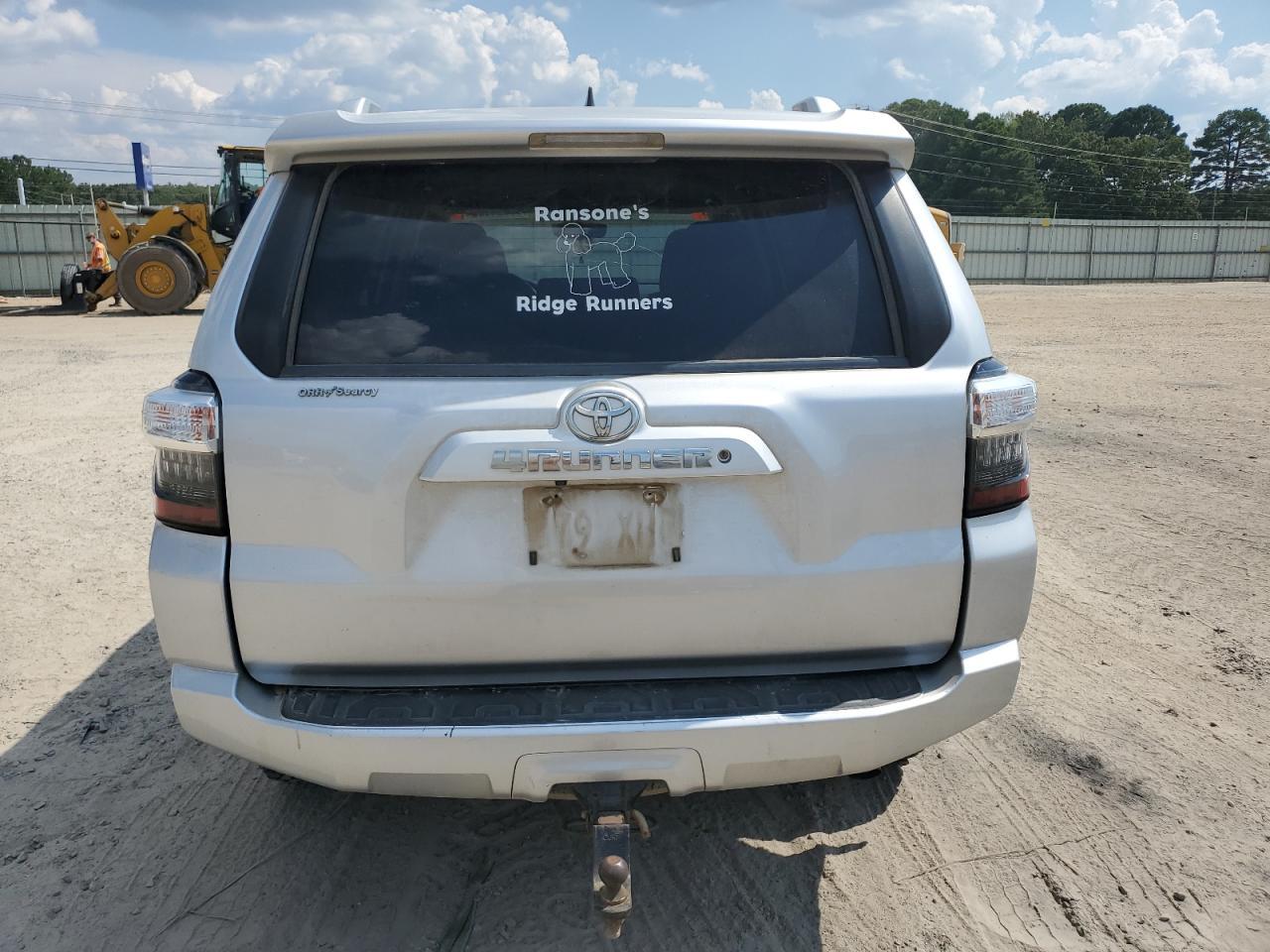 2018 Toyota 4Runner Sr5/Sr5 Premium - Image 6