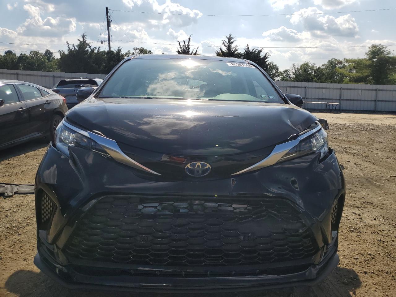 2021 Toyota Sienna Xse - Image 5