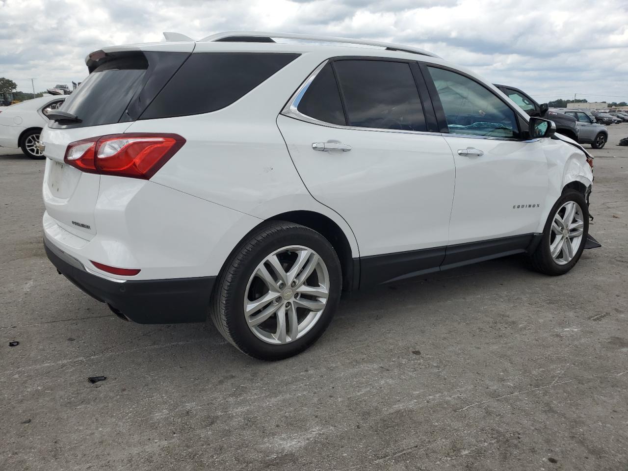 2020 Chevrolet Equinox Premier - Фото 3