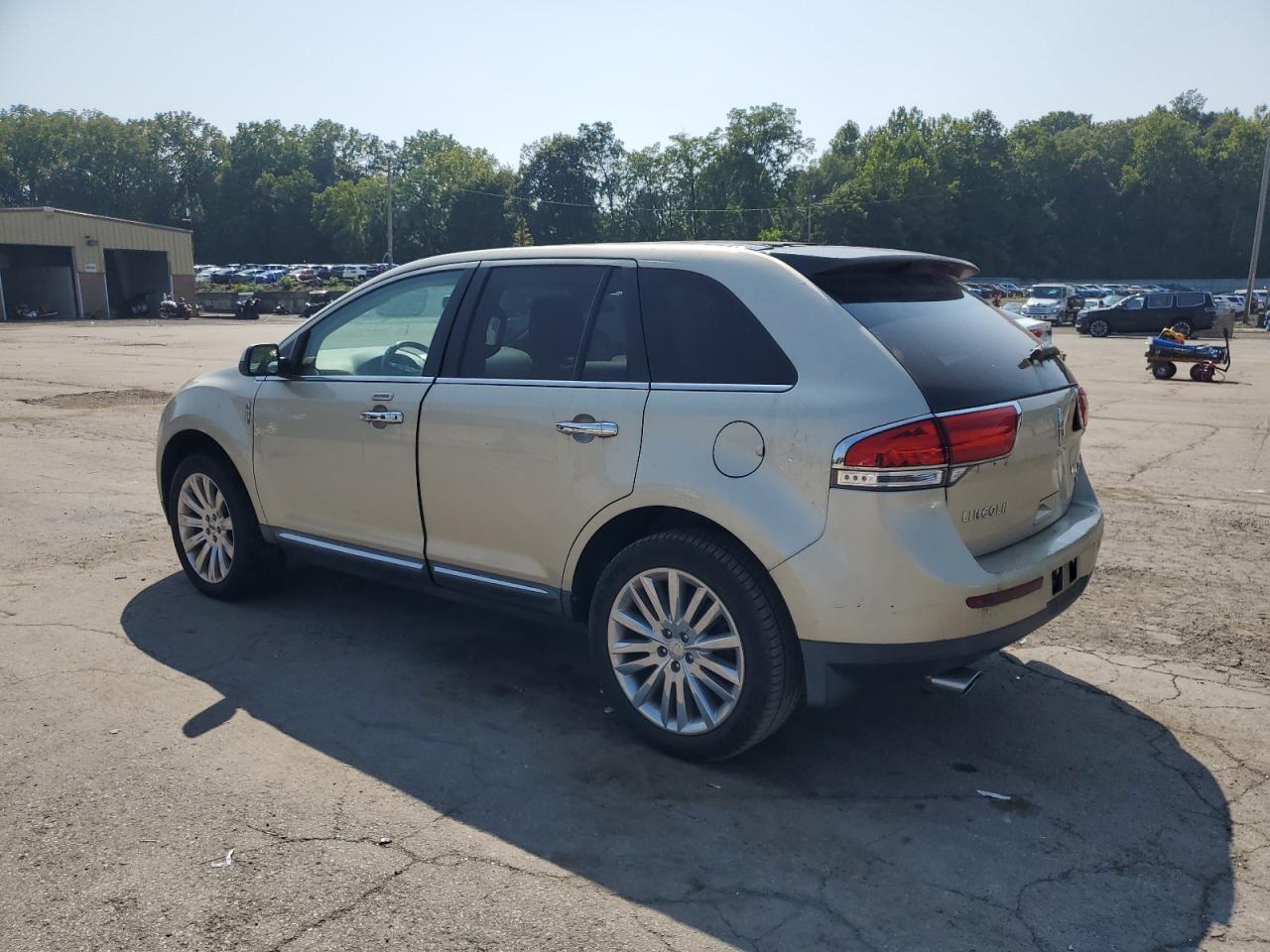 2011 Lincoln Mkx - Фото 2