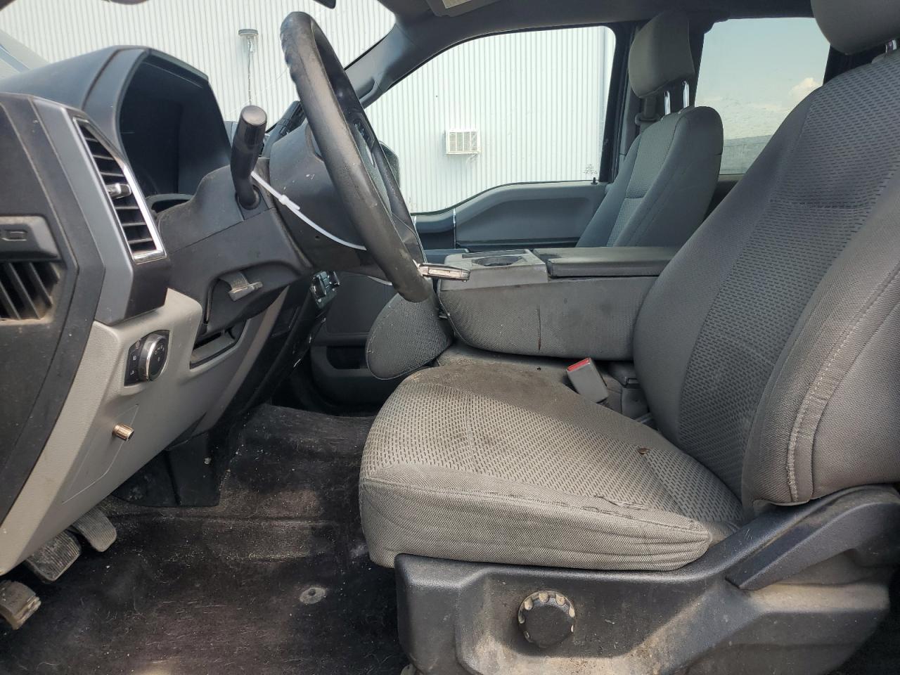 2015 Ford F150 Super Cab - Фото 7