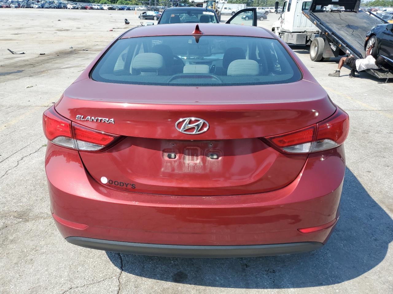 2014 Hyundai Elantra Se - Фото 6