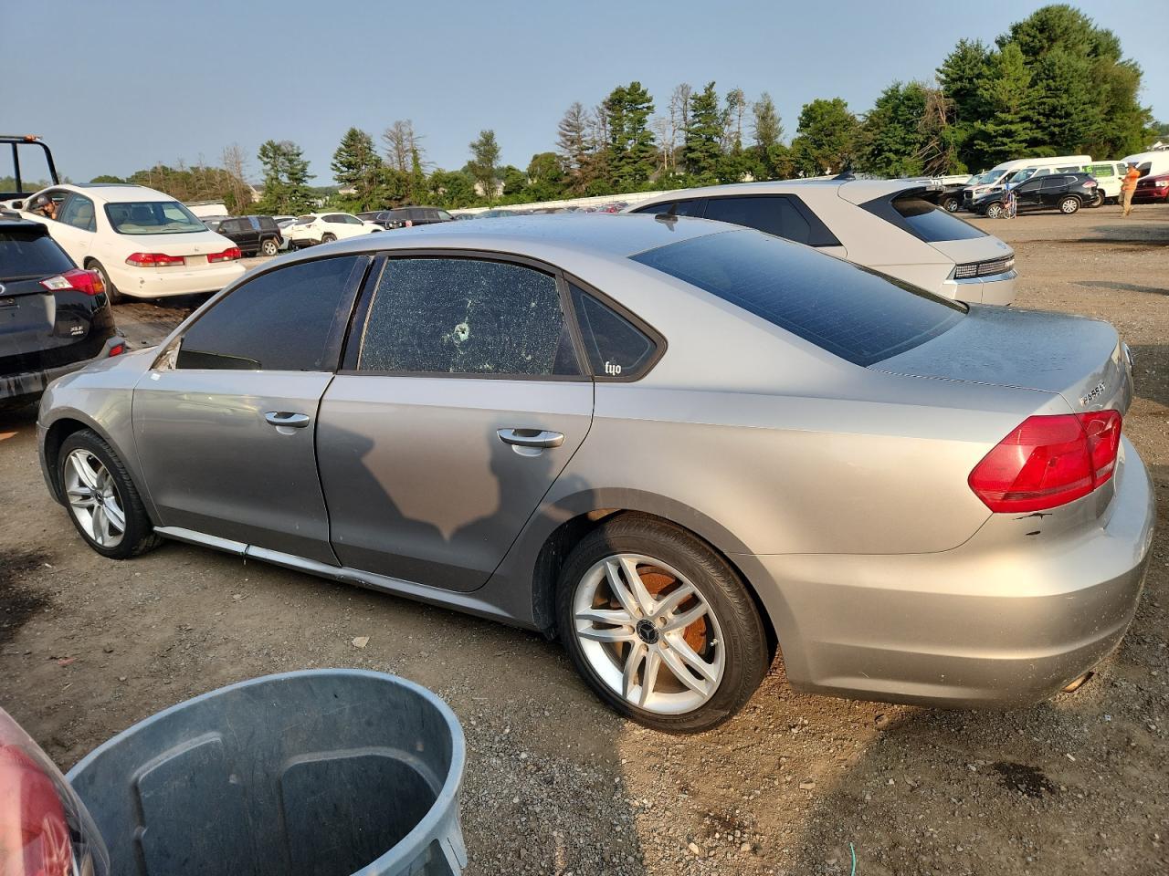 2013 Volkswagen Passat S - Фото 2