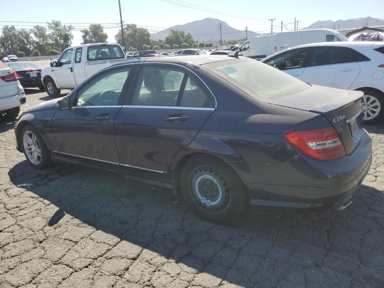 2013 Mercedes-Benz C 250 - Image 2