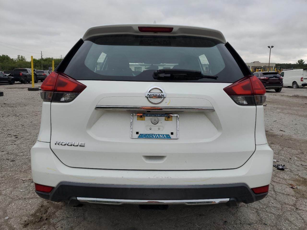 2017 Nissan Rogue S - Фото 6