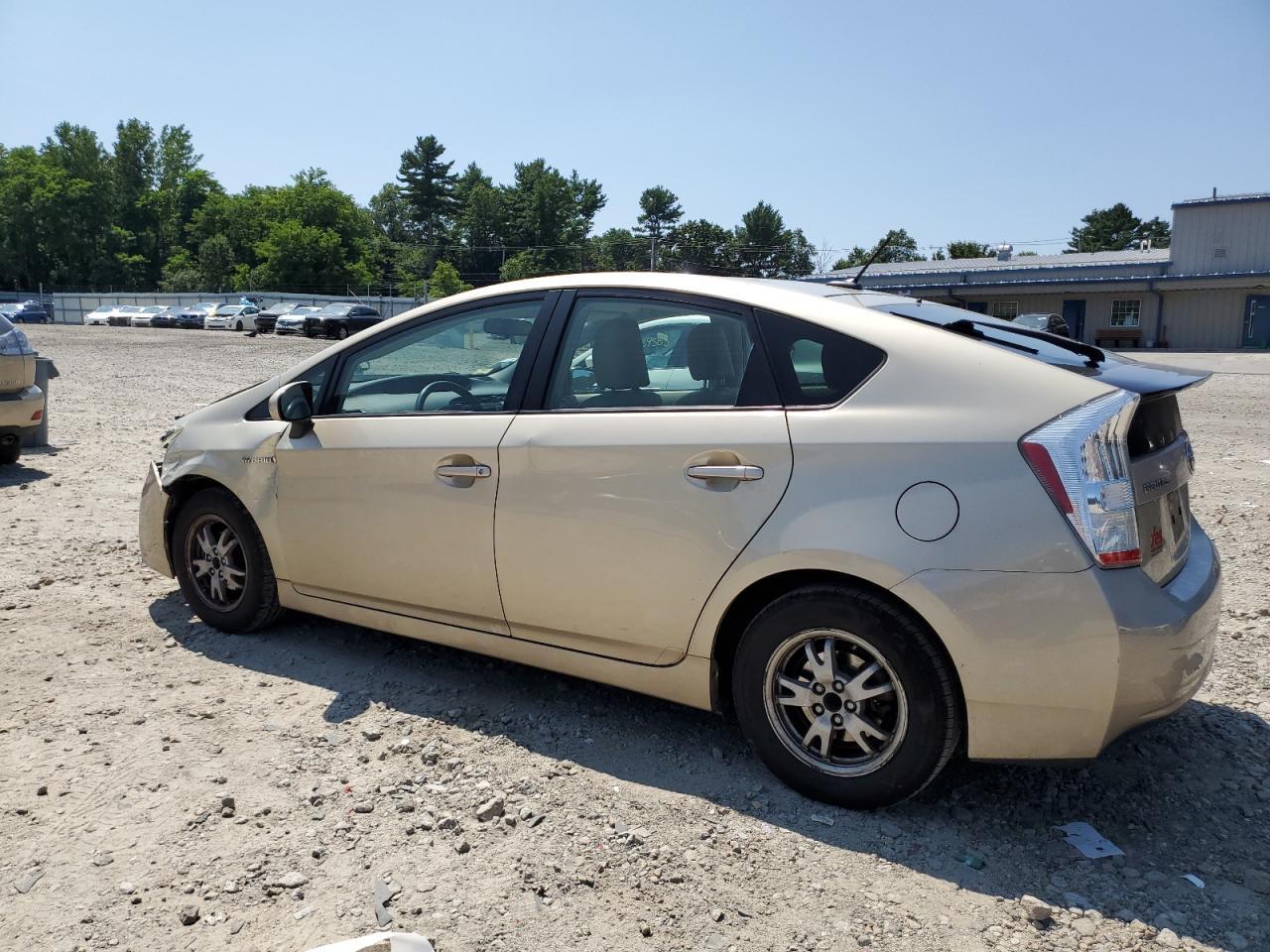 2011 Toyota Prius - Image 2