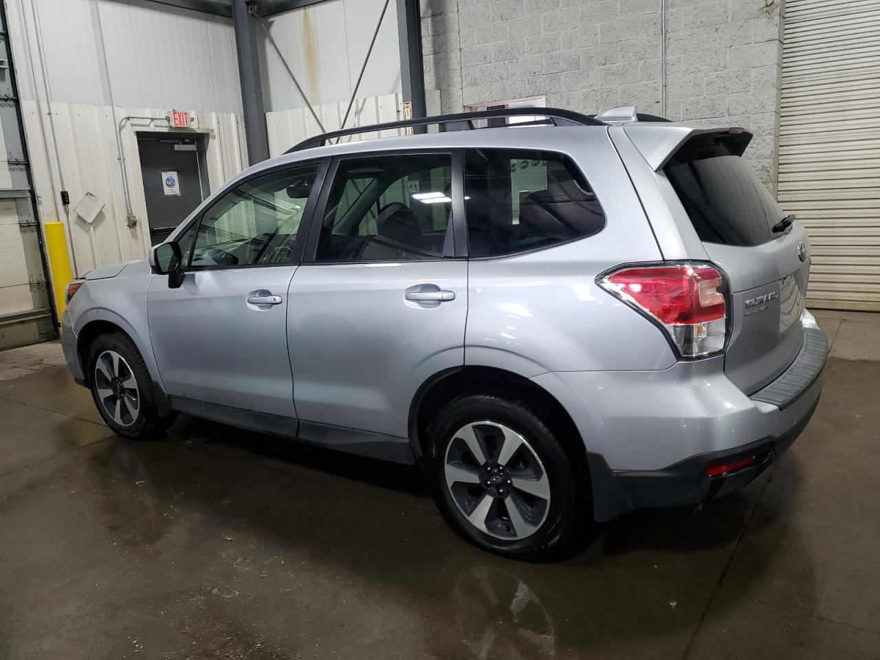 2018 Subaru Forester 2.5I Premium - Фото 2