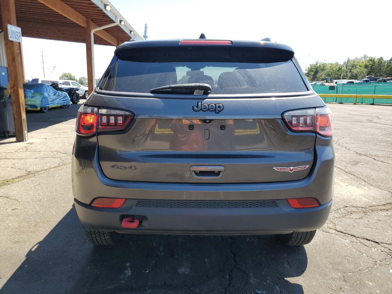 2019 Jeep Compass Trailhawk - Image 6