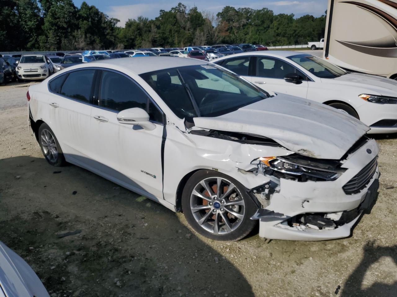 2017 Ford Fusion Se Hybrid - Image 4