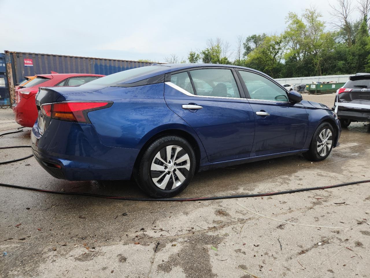 2020 Nissan Altima S - Фото 3