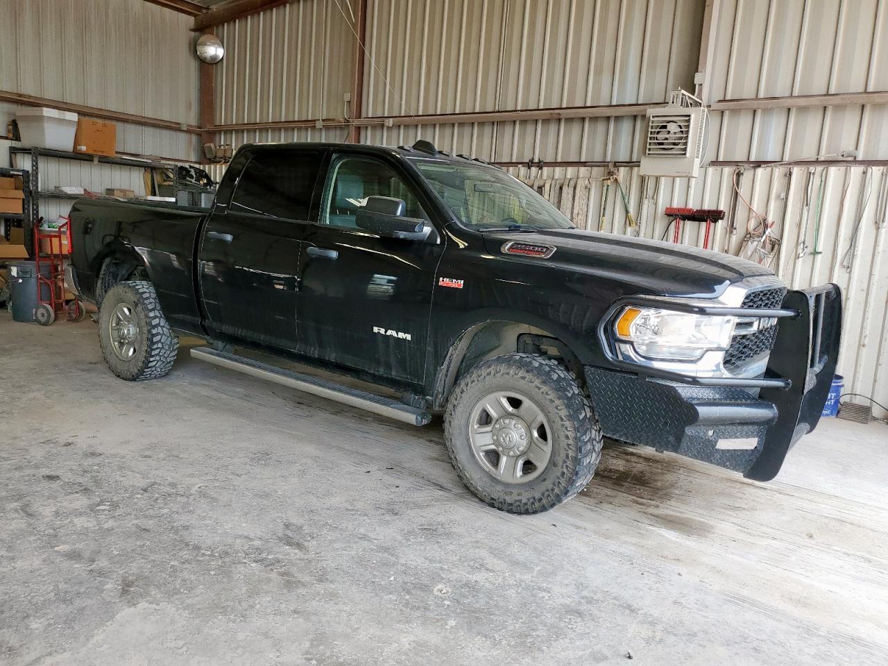 2019 Ram 2500 Tradesman - Image 4