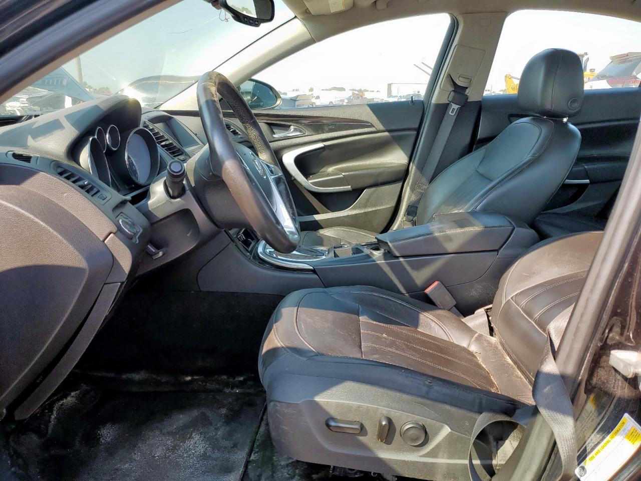 2012 Buick Regal Premium - Image 7