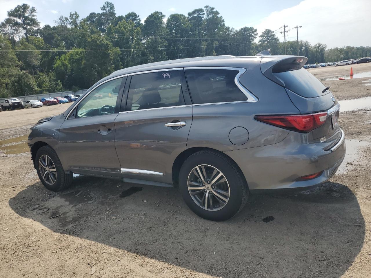 2017 Infiniti Qx60 - Image 2