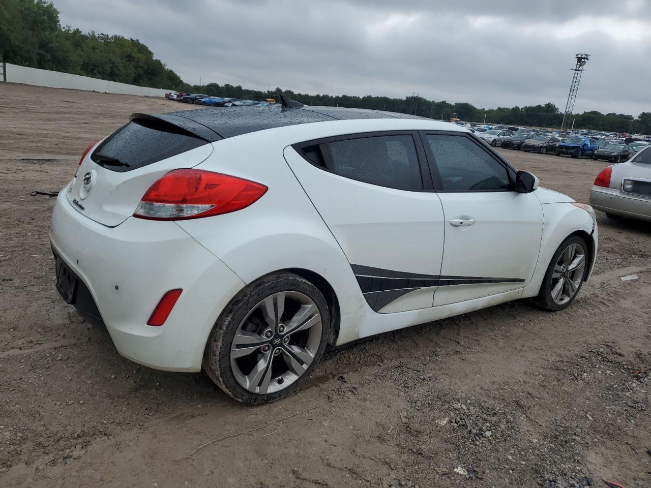 2013 Hyundai Veloster - Фото 3