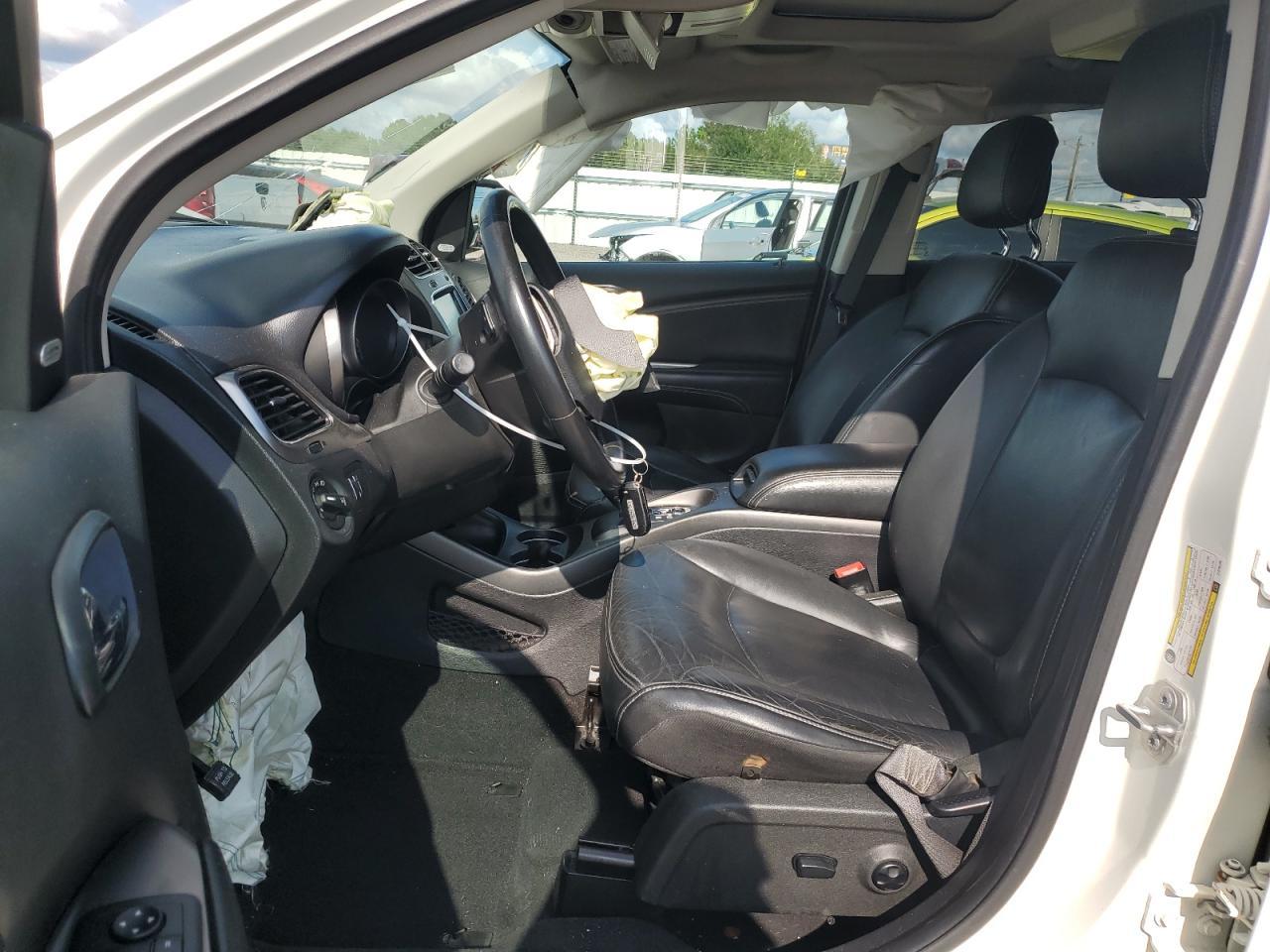 2018 Dodge Journey Crossroad - Image 7