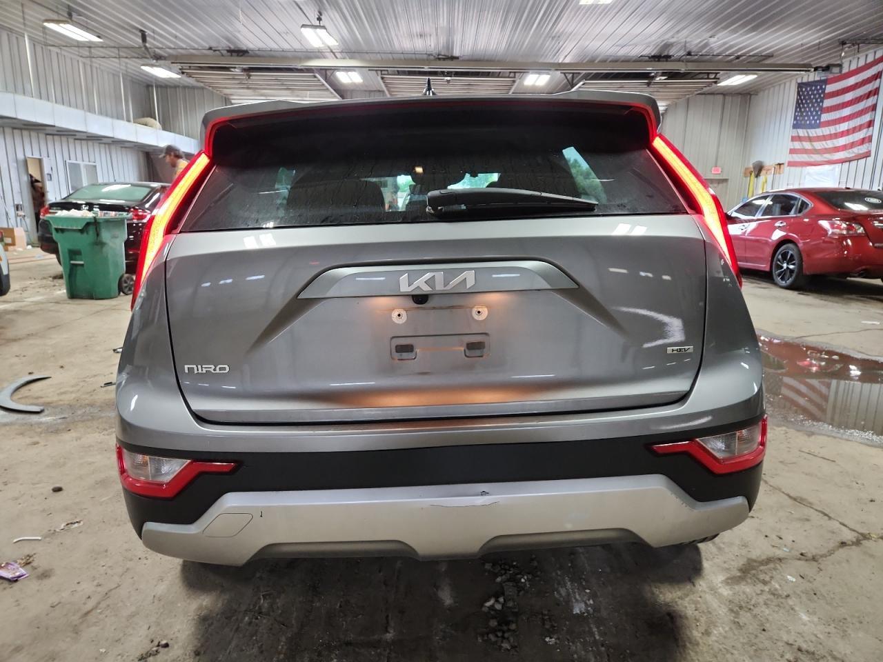 2023 Kia Niro Lx - Фото 6