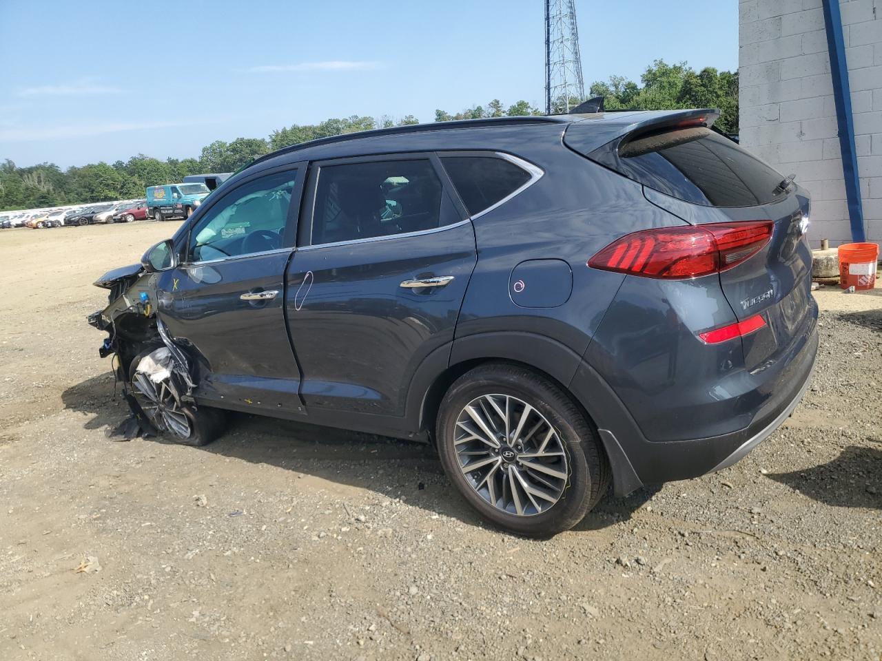2020 Hyundai Tucson Limited - Image 2