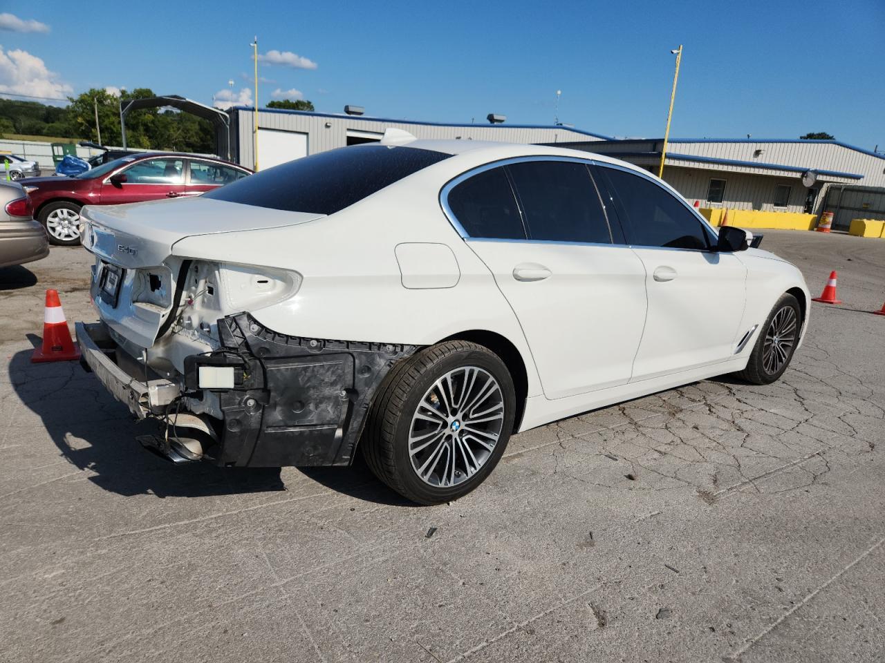 2019 BMW 540 I - Фото 3