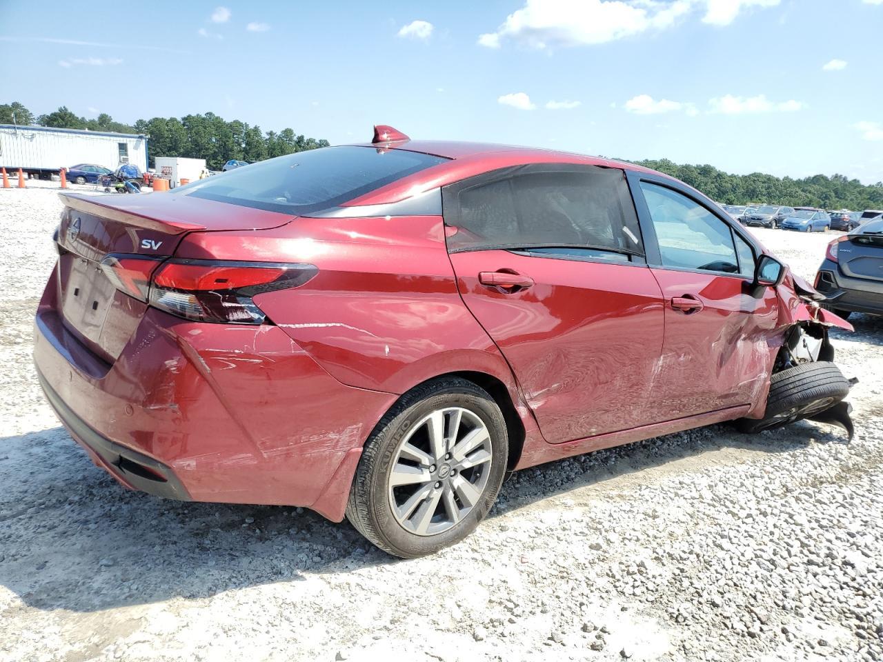 2024 Nissan Versa Sv - Image 3