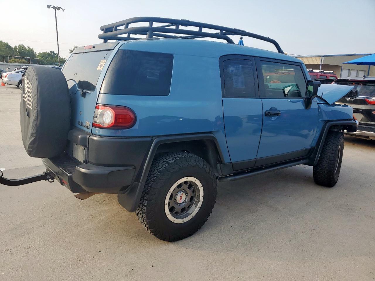 2014 Toyota Fj Cruiser - Фото 3