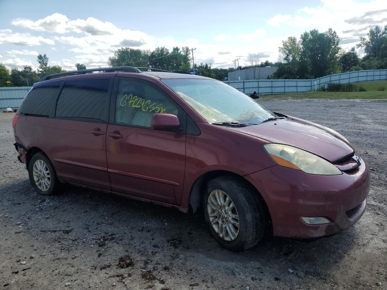 2010 Toyota Sienna Xle - Image 4
