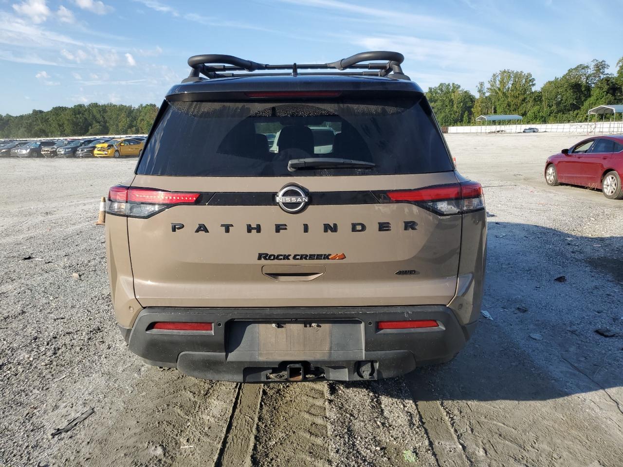 2023 Nissan Pathfinder Sv - Image 6