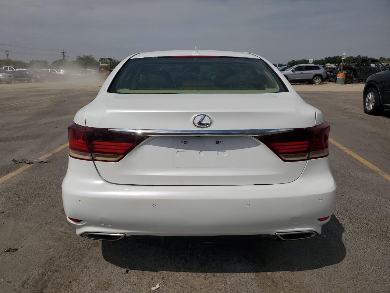 2013 Lexus Ls 460 - Image 6