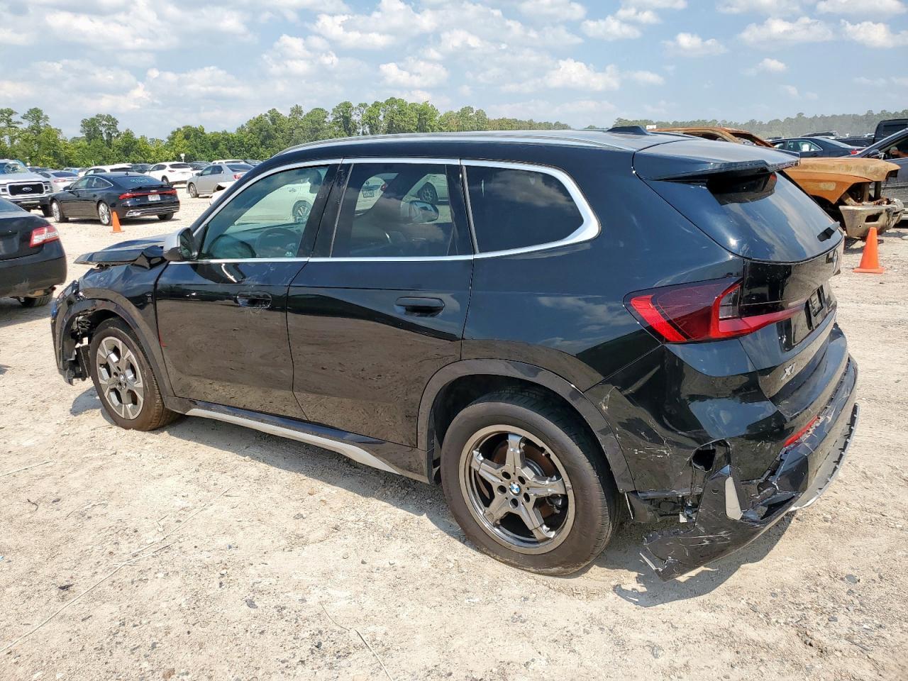 2024 BMW X1 xDrive28I - Фото 2